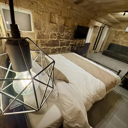 In Bb - Kappella Boutique - 1 * Zurrieq